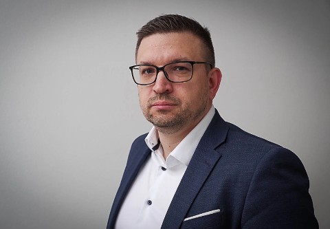 Podvodné telefonáty sú čoraz masovejšie a premyslenejšie, no nedvíhať mobil nie je cesta